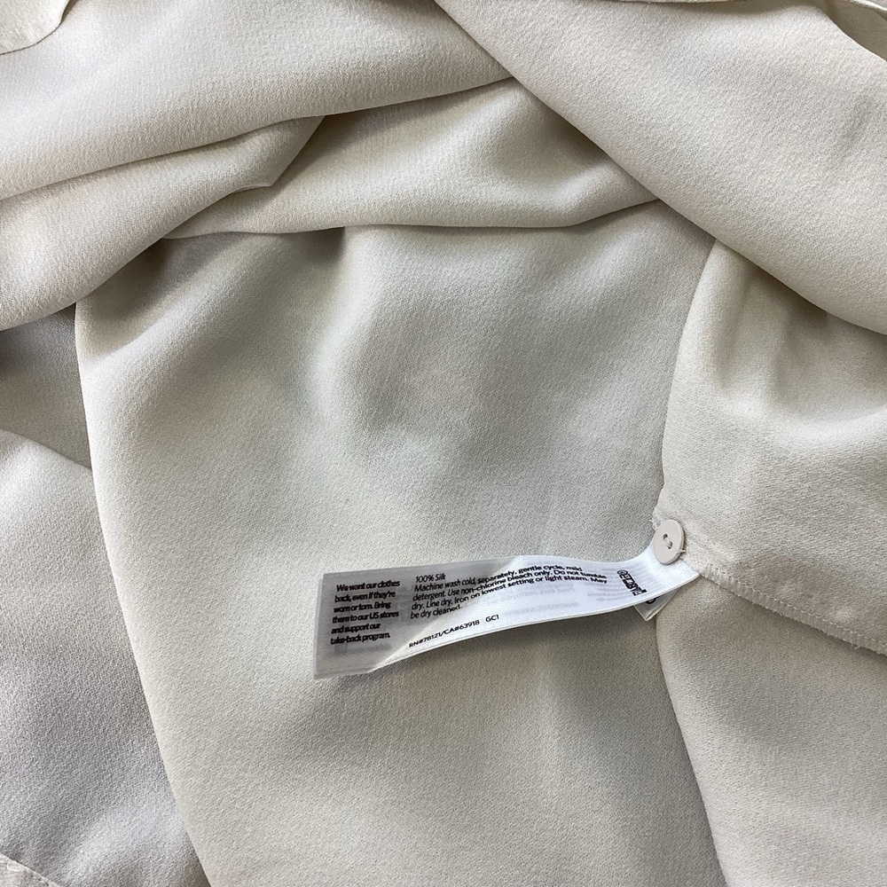 Eileen Fisher 100% Silk Sleeveless Blouse | Soft Cream | Size L - Picture 4 of 4